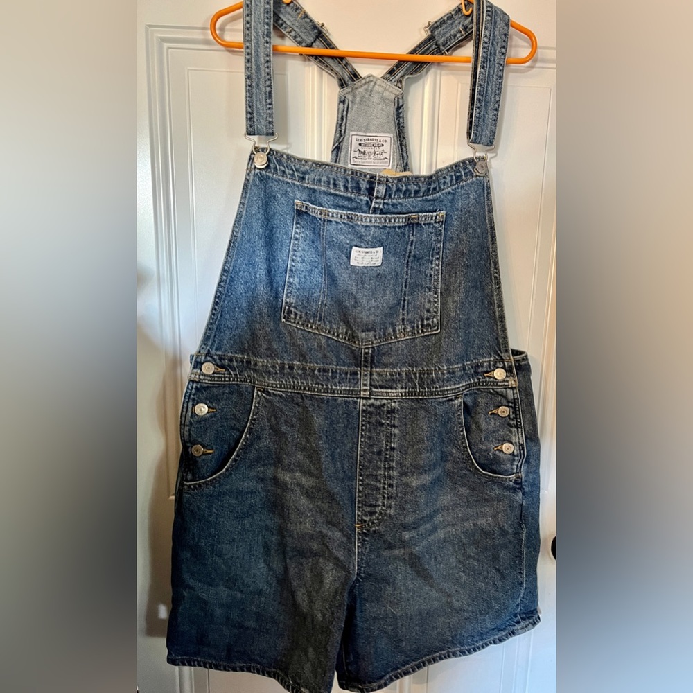 LEVI’S WOMEN'S SHORTALLS BRAND NEW XL